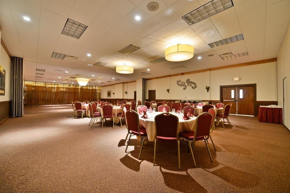 Best Western Plus & Conference Center Hotel