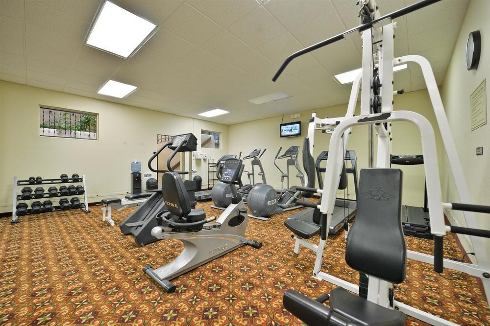 Western & Conference Center 3*